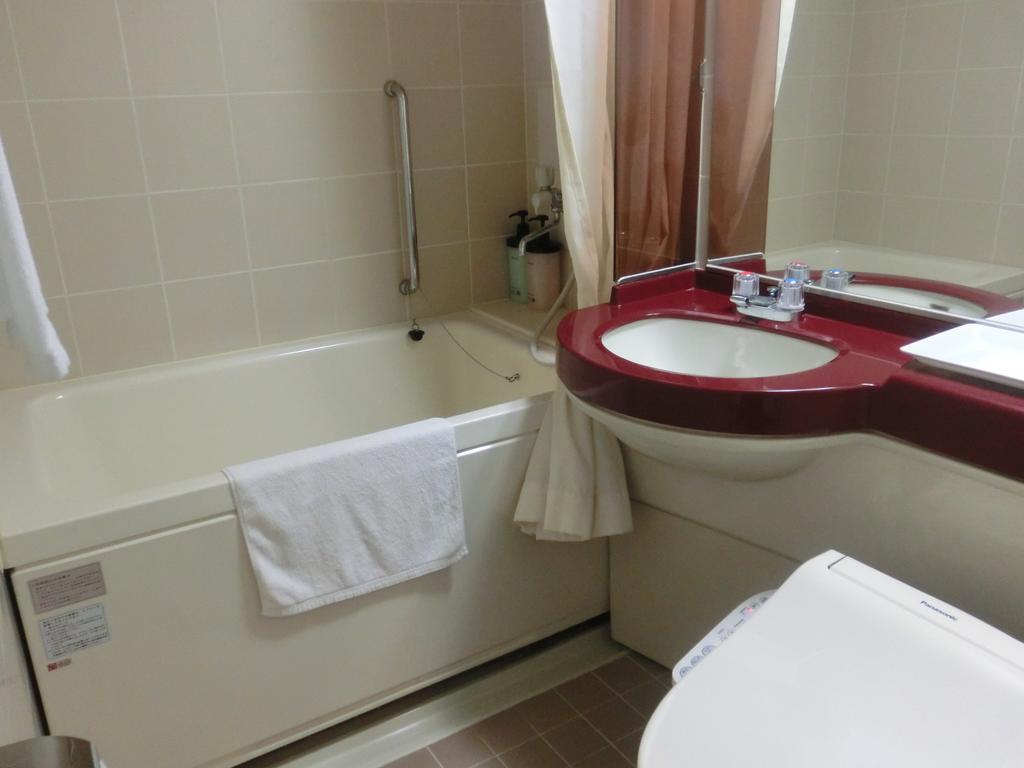 Prince Hotel Shimonoseki Bagian luar foto